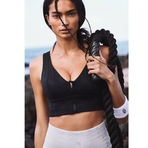 NWOT Free People Movement It’s All An Illusion Zip Up Front Sports Bra large